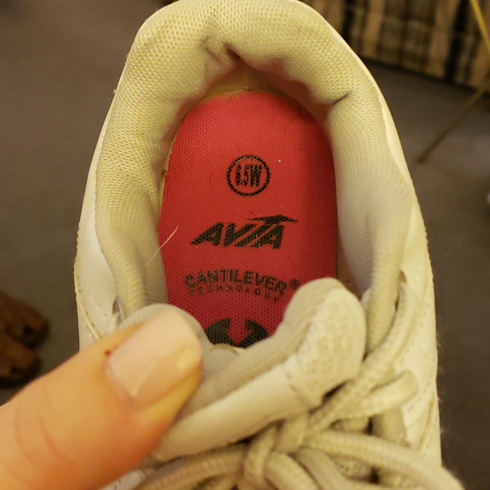Ladie's sneakers - Picture 5 of 5